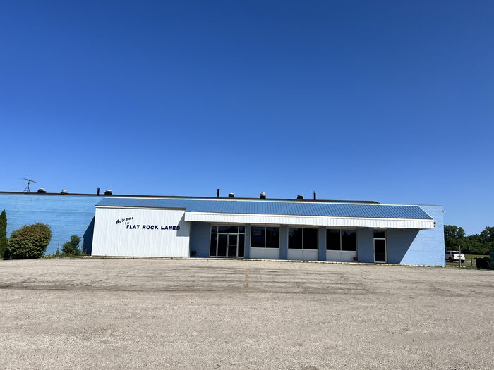 Flat Rock Lanes - July 2022 Photo (newer photo)